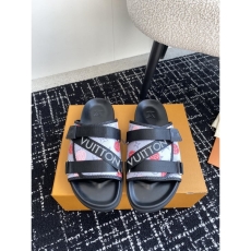 Louis Vuitton Slippers